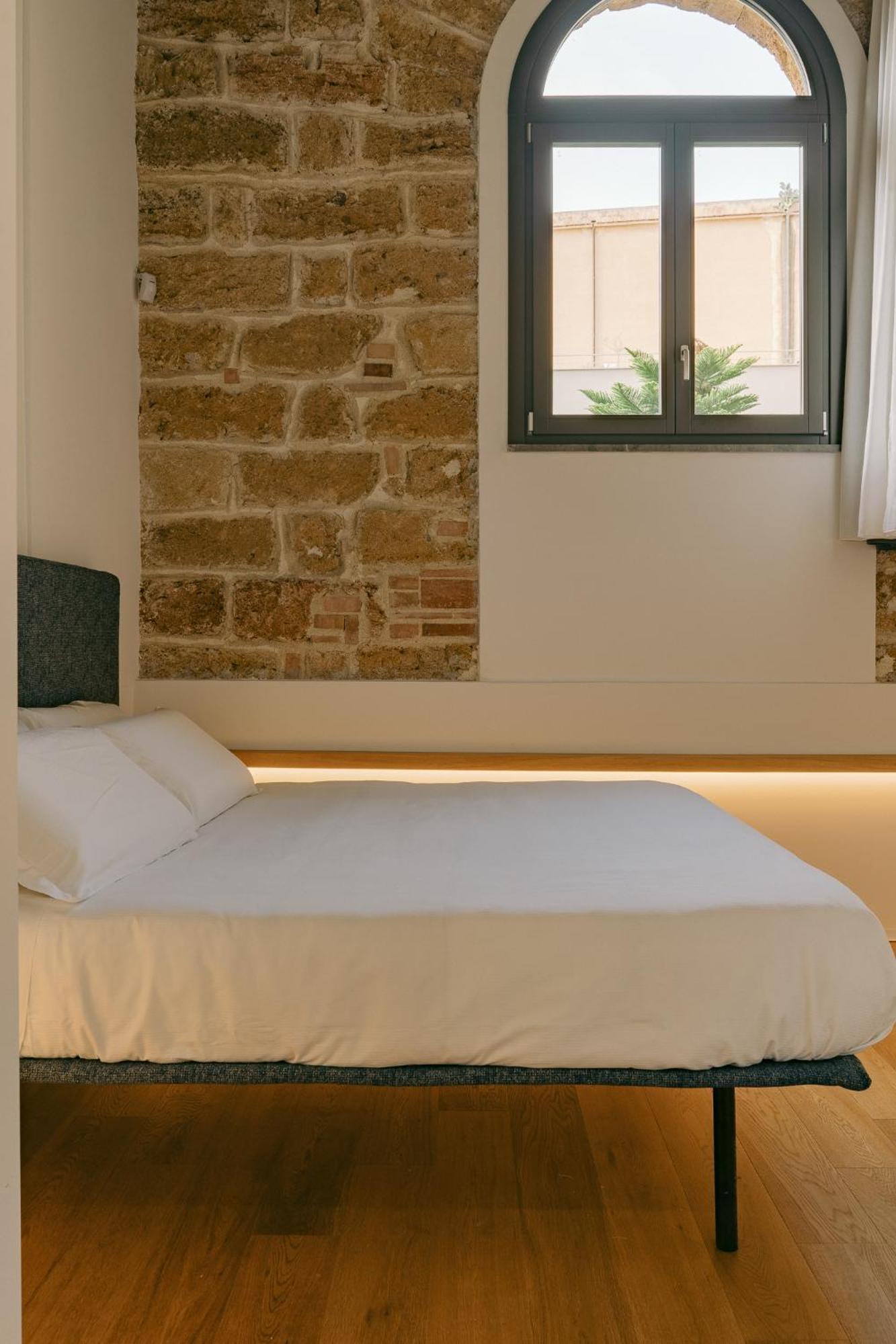 Spasimo Hotellerie ปาแลร์โม ภายนอก รูปภาพ